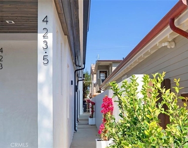 423 Orchid Ave - Photo Thumbnail 3