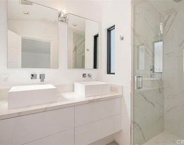 423 Orchid Ave - Photo Thumbnail 22