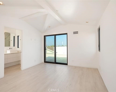 423 Orchid Ave - Photo Thumbnail 20
