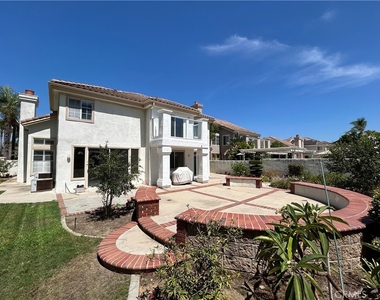 8132 E Hillsdale - Photo Thumbnail 4