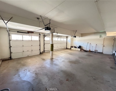 8132 E Hillsdale - Photo Thumbnail 2