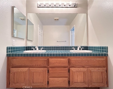 8132 E Hillsdale - Photo Thumbnail 45
