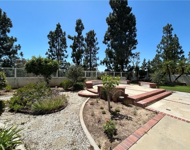 8132 E Hillsdale - Photo Thumbnail 6