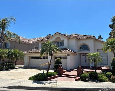 8132 E Hillsdale - Photo Thumbnail 1
