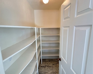 8132 E Hillsdale - Photo Thumbnail 27