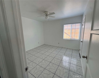 10916 Laurel Avenue - Photo Thumbnail 6