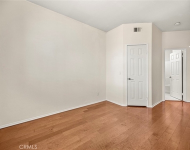 1108 S Positano Avenue - Photo Thumbnail 25