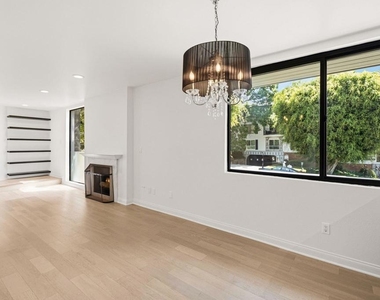 1215 N Olive Drive - Photo Thumbnail 12