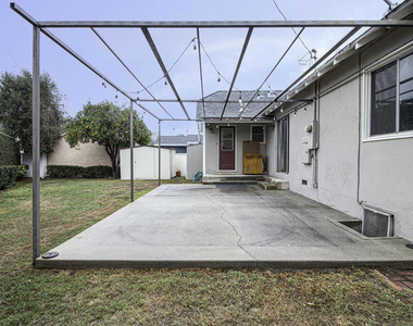 246 Baptiste Way - Photo Thumbnail 15