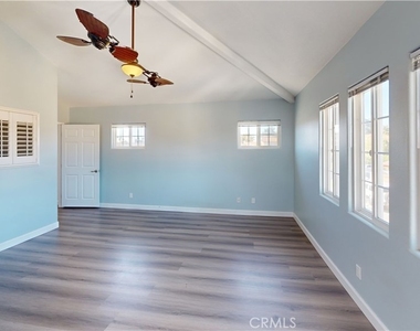 8172 20th Street - Photo Thumbnail 6
