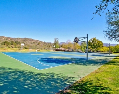 30 Eisenhower Lane Lane - Photo Thumbnail 45