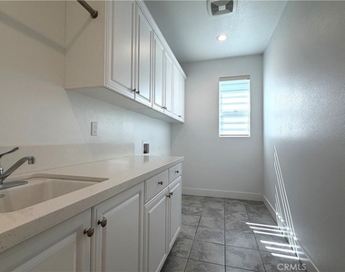 20756 W Bluebird Ct - Photo Thumbnail 26