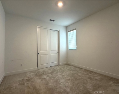 20756 W Bluebird Ct - Photo Thumbnail 32