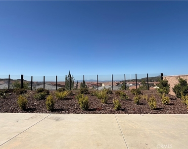 20756 W Bluebird Ct - Photo Thumbnail 15