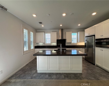 78 Ocaso Street - Photo Thumbnail 3