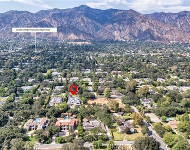 1020 Hampton - Photo Thumbnail 52