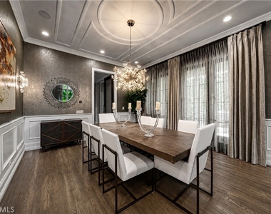 1020 Hampton - Photo Thumbnail 6