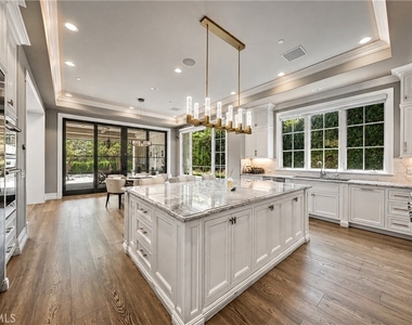 1020 Hampton - Photo Thumbnail 27
