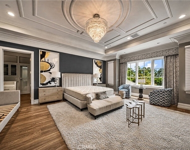 1020 Hampton - Photo Thumbnail 35