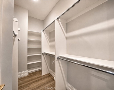 1020 Hampton - Photo Thumbnail 40