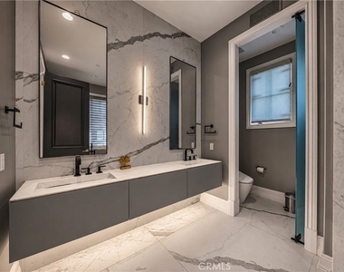 1020 Hampton - Photo Thumbnail 20