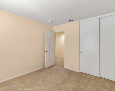 51 Appleglen Drive - Photo Thumbnail 15