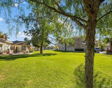24218 Ontario Lane - Photo Thumbnail 12