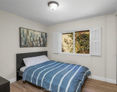 24218 Ontario Lane - Photo Thumbnail 20