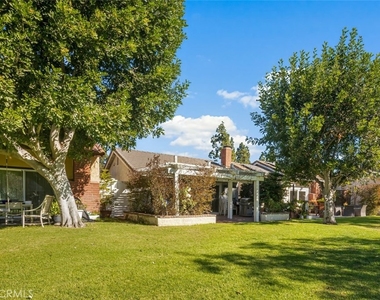 24218 Ontario Lane - Photo Thumbnail 8