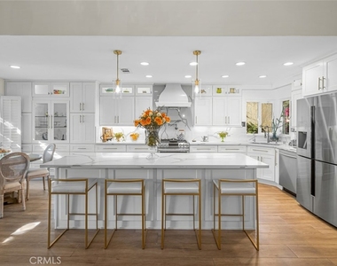 24218 Ontario Lane - Photo Thumbnail 4