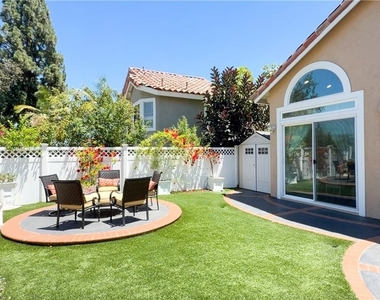 15 Tierra Vista - Photo Thumbnail 33