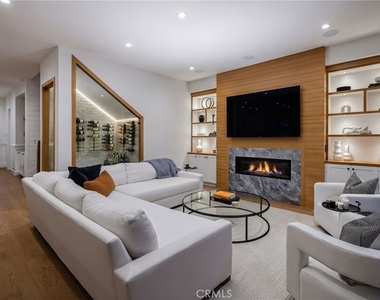 4158 Farmdale - Photo Thumbnail 15