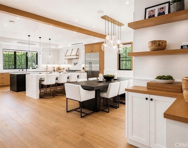 4158 Farmdale - Photo Thumbnail 6