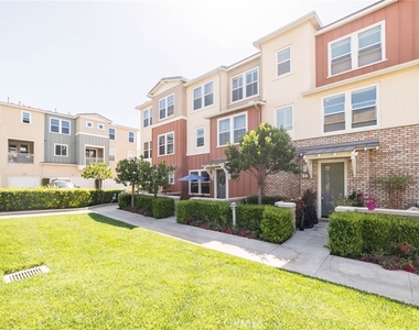 11 Empire Drive - Photo Thumbnail 26