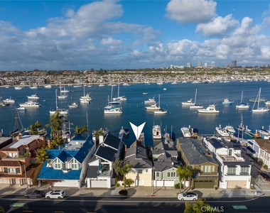 1128 E Balboa - Photo Thumbnail 2