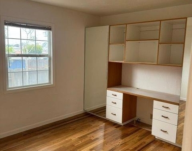 1513 Vallejo Street - Photo Thumbnail 10