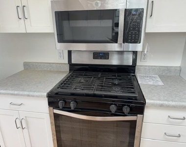 1513 Vallejo Street - Photo Thumbnail 18