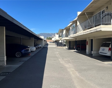 265 N Oakland Avenue - Photo Thumbnail 18