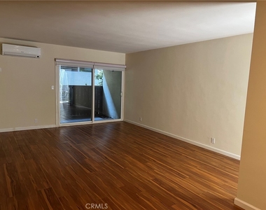 265 N Oakland Avenue - Photo Thumbnail 1