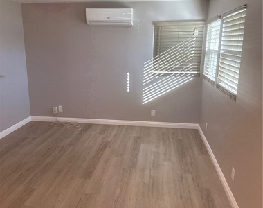 3615 Genevieve Street - Photo Thumbnail 3
