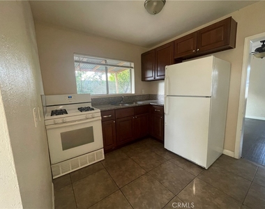 643 Unit C E 7th - Photo Thumbnail 5