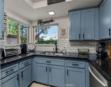 875 Endicott - Photo Thumbnail 7