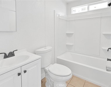 20933 Sioux Road - Photo Thumbnail 11