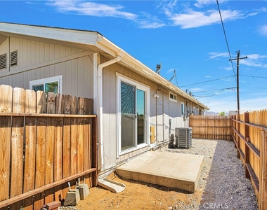 20933 Sioux Road - Photo Thumbnail 13