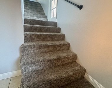 27535 Lakeview - Photo Thumbnail 9