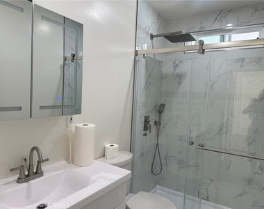 8827 Sylmar - Photo Thumbnail 7