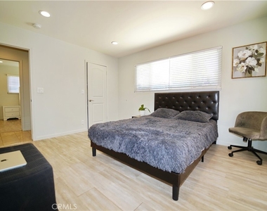 4700 Topanga Canyon - Photo Thumbnail 18
