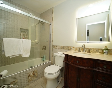 4700 Topanga Canyon - Photo Thumbnail 12