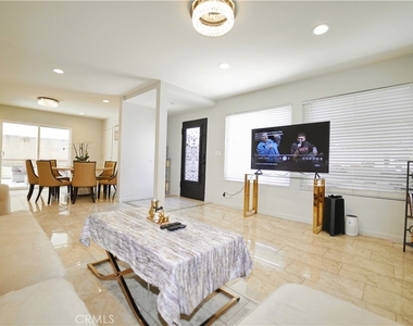 4700 Topanga Canyon - Photo Thumbnail 3