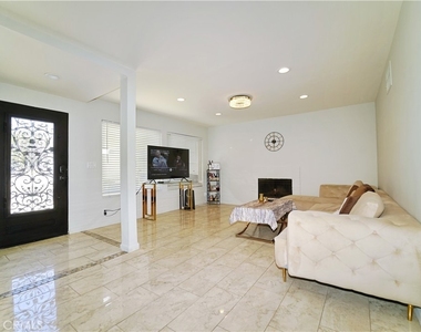 4700 Topanga Canyon - Photo Thumbnail 2